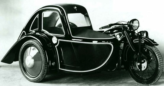 Photo:  1929 BMW model R11